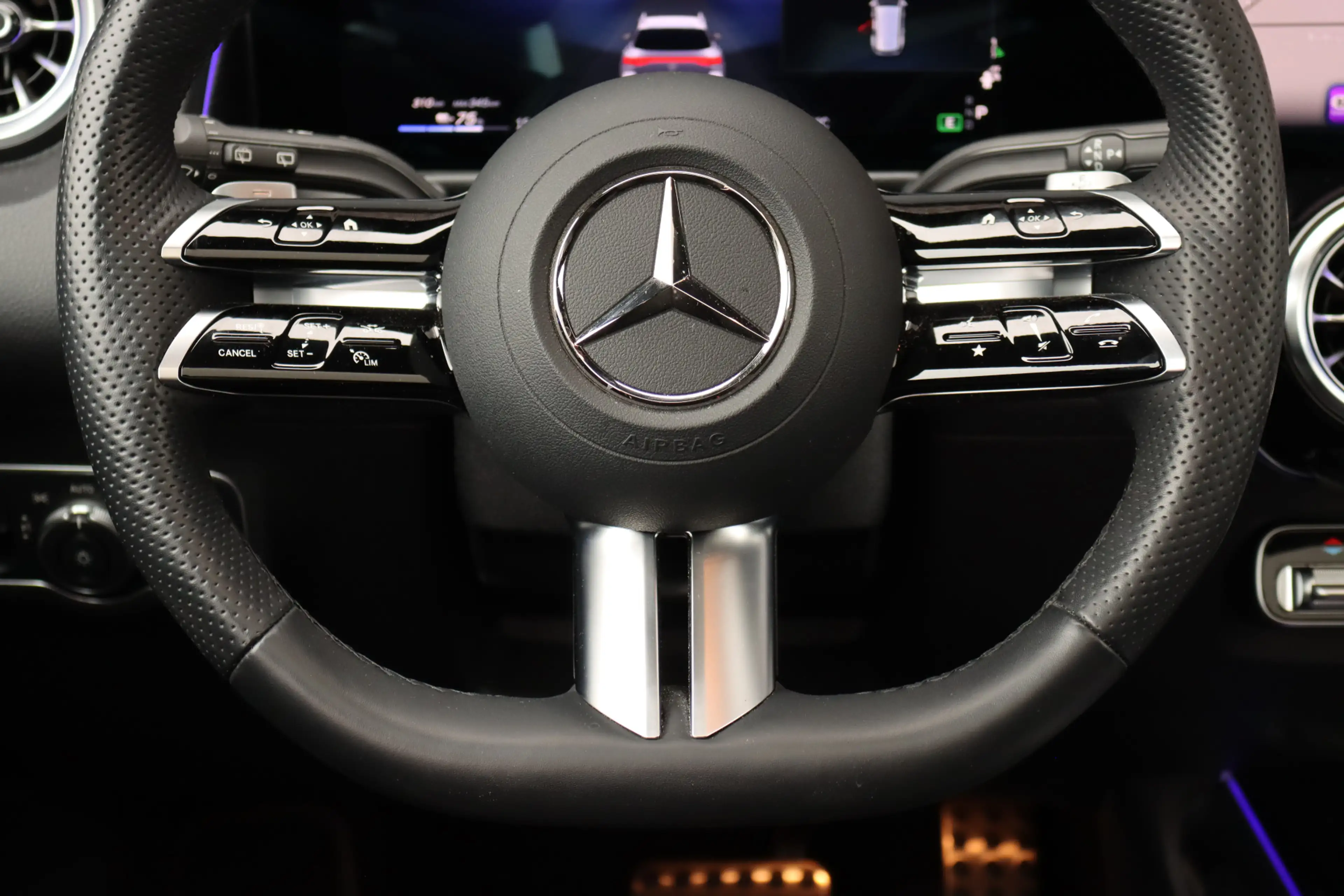 Mercedes-Benz EQB 350 4MATIC AMG Line 71 kWh | Panoramadak | Leder | Mem — photo 29