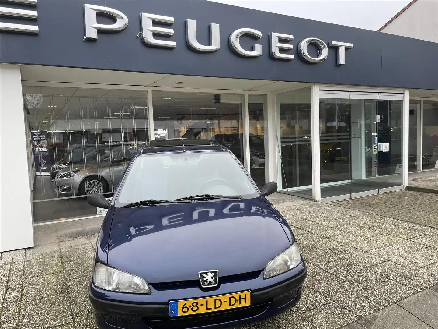 Peugeot 106 1.1 XR 3DR Blauw - 2