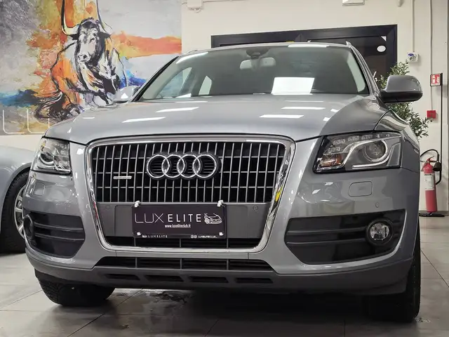 Audi Q5 Q5 2.0tdi Advanced quattro 170cv _ SERVICE BOOK _ CETIFICATA AUDI _ UNICO PROPRIETARIO _ GARANZIA 12 MESI _ RETROCAMERA _