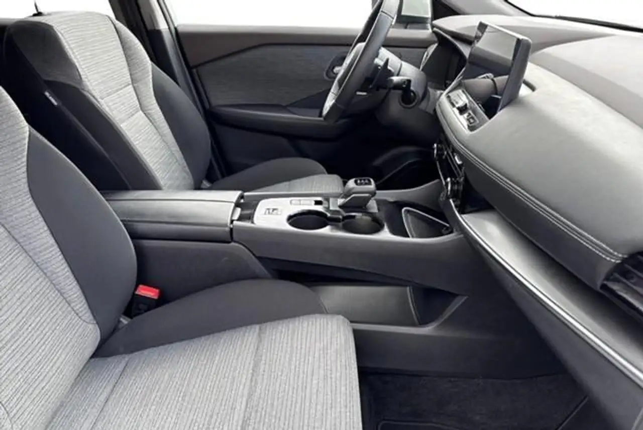 Nissan X-Trail Hybrid Automaat 7plaatsen N-Connecta 7 plaatsen, 3 17