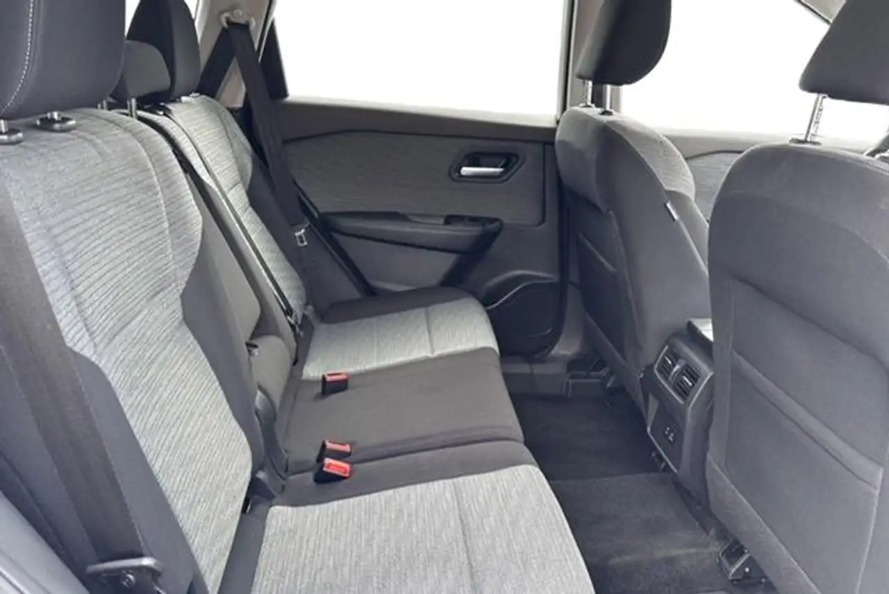 Nissan X-Trail Hybrid Automaat 7plaatsen N-Connecta 7 plaatsen, 3 16