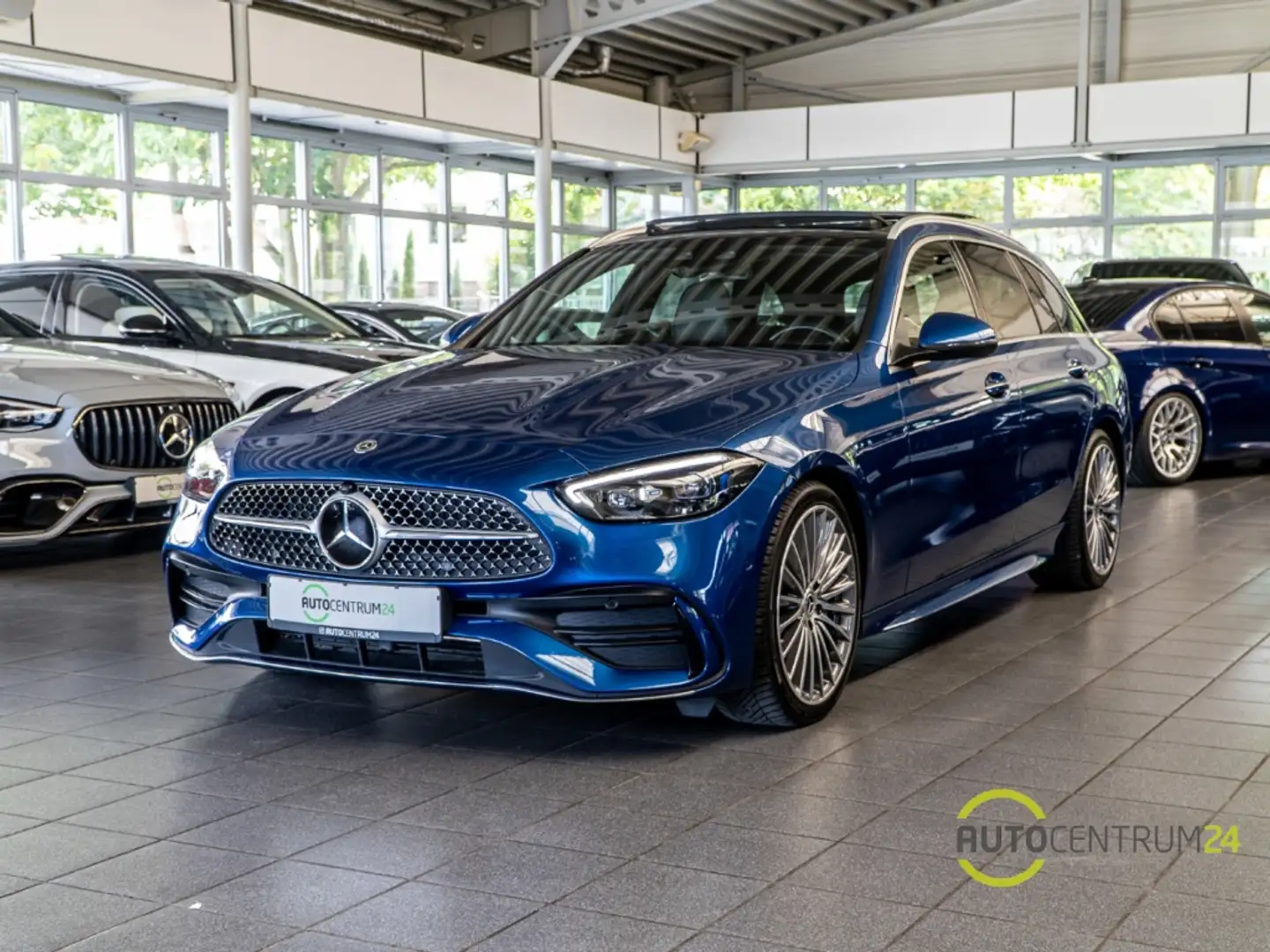 Mercedes-Benz C 300 d T-Moddell AMG Pano Burmester AHK Digital Blauw - 2