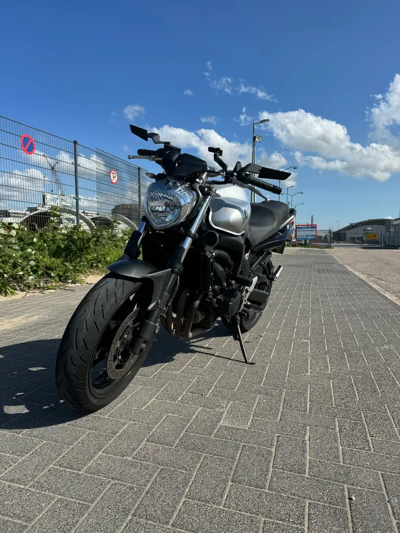 Yamaha FZ 6 Argintiu - 1