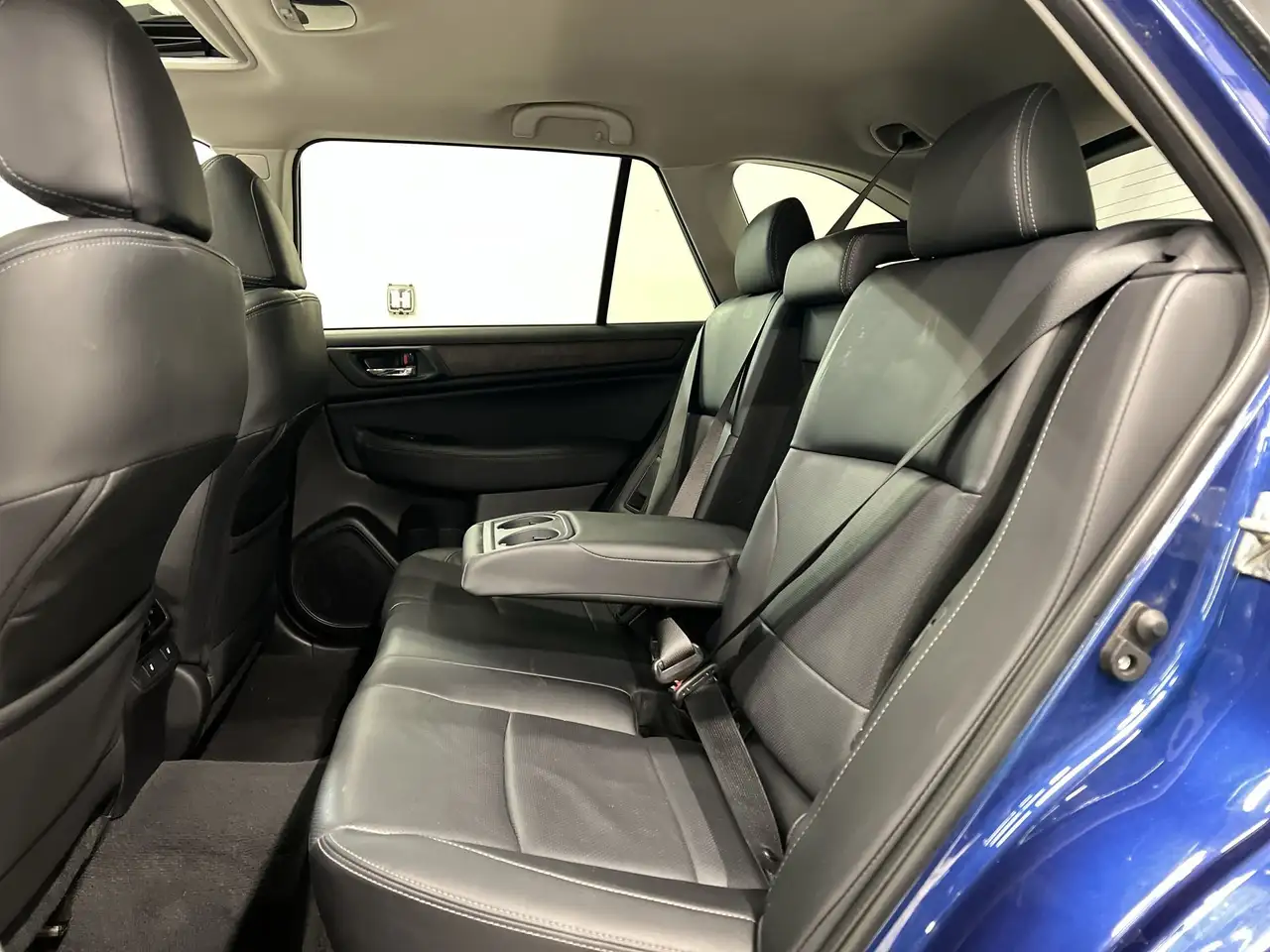 Subaru OUTBACK fotografie Subaru OUTBACK