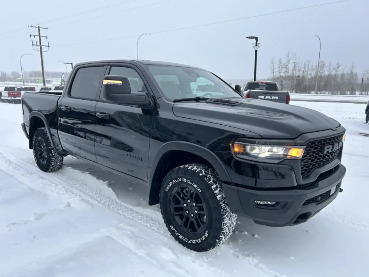 RAM 1500 снимка RAM 1500