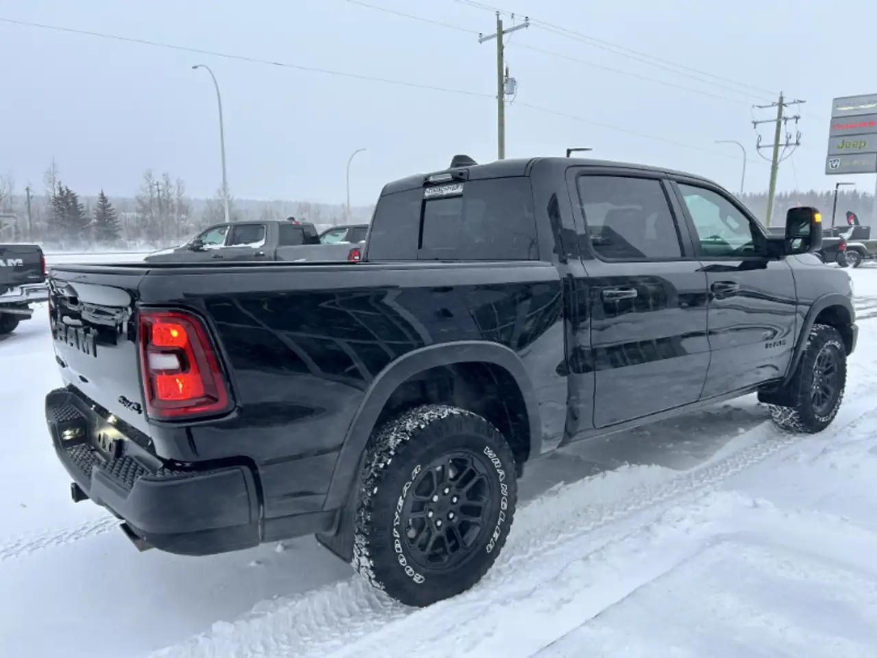 RAM 1500 снимка RAM 1500