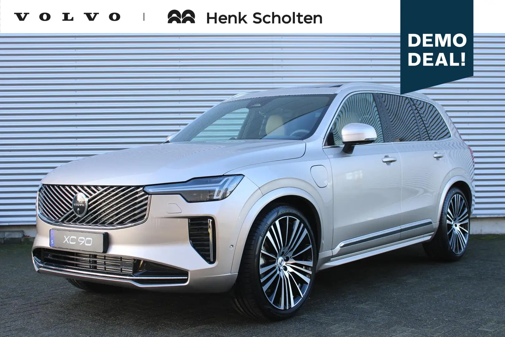 Volvo XC90 T8 Plug-in Hybrid AWD Ultra Bright | Matrix LED Ko Gris - 1