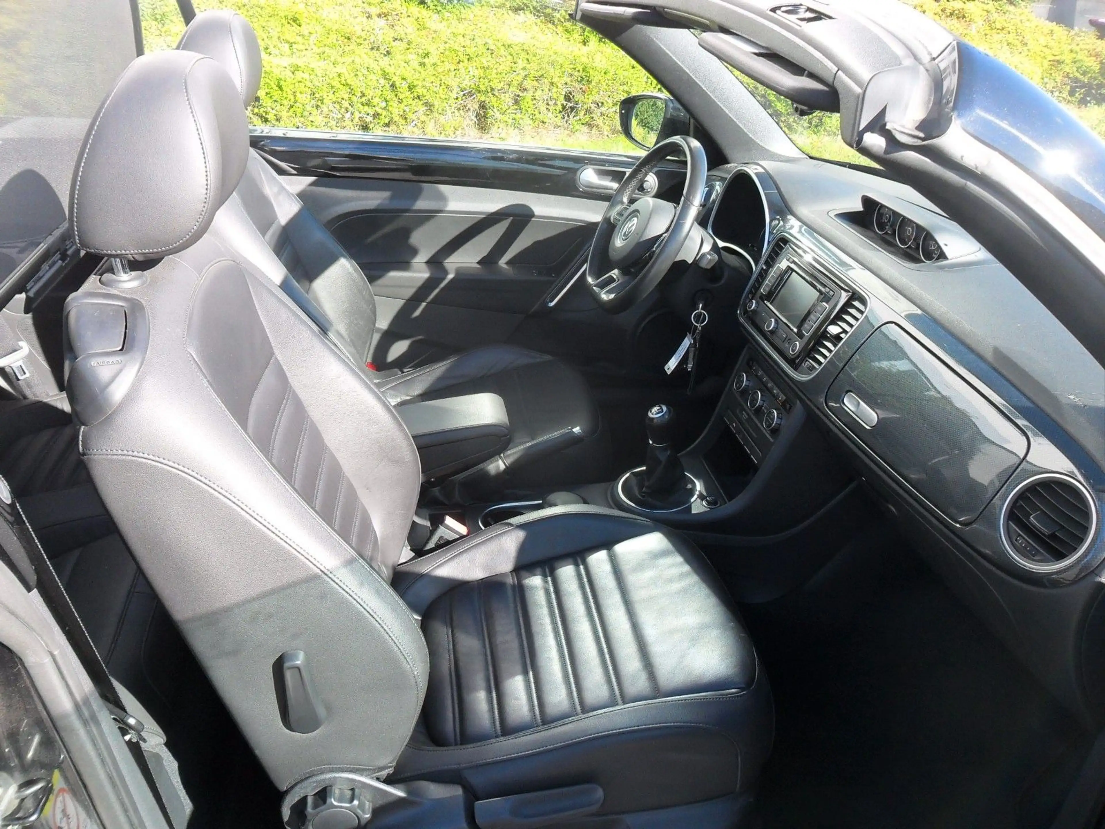 Volkswagen Beetle Cabriolet Sport*TDI*Klima*Leder*Navi*LED* — photo 13