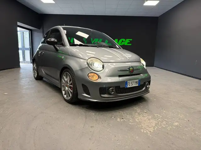 Abarth 695 695 1.4 16v t. t-jet Tributo Ferrari 180cv MTA