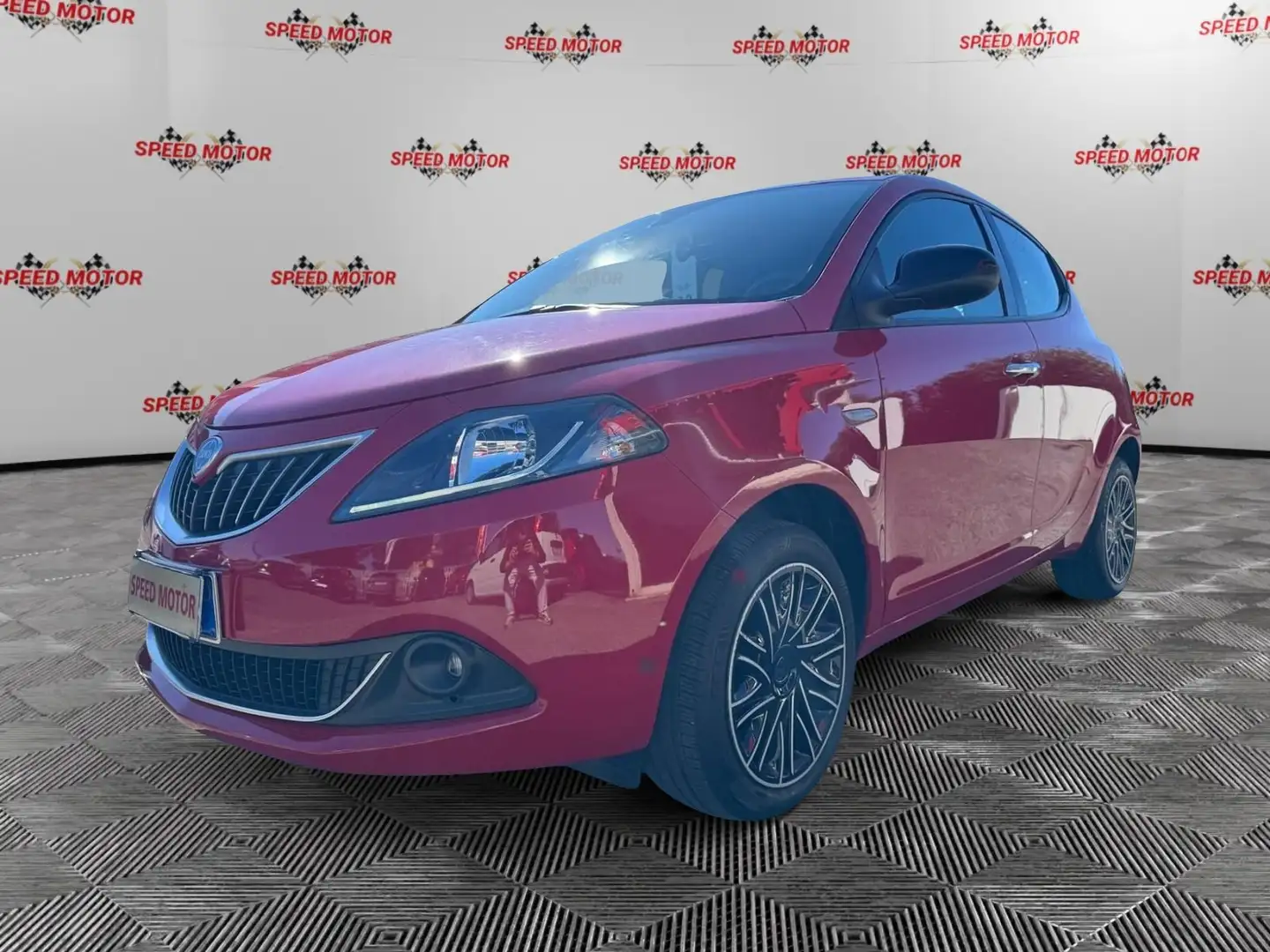 Lancia Ypsilon Ypsilon 1.0 FireFly Hybrid Gold, CARPLAY, SENSORI Rosso - 1