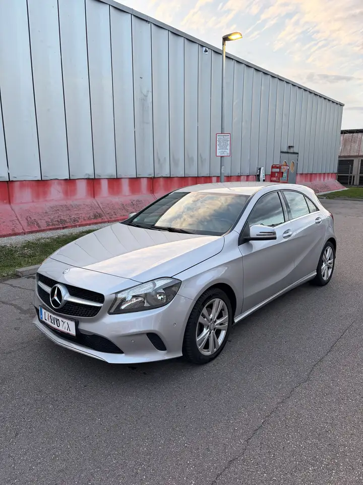 Mercedes-Benz A 180