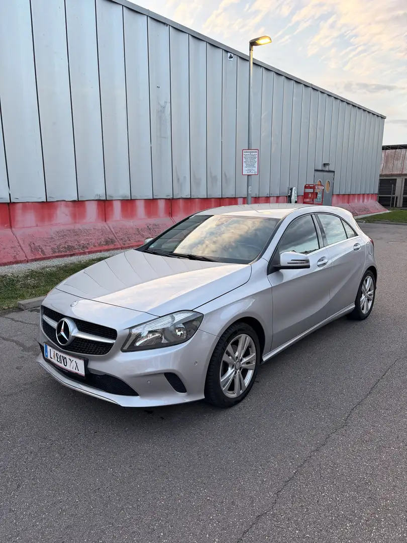 Mercedes-Benz A 180 Silber - 1