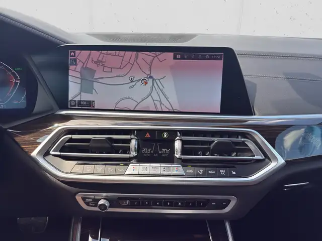 BMW X5 view 14