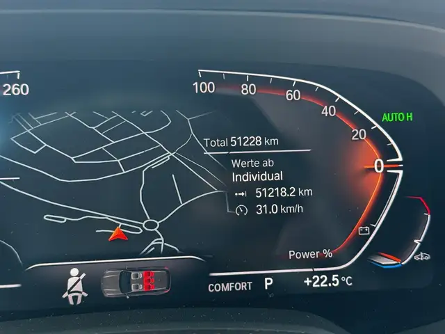 BMW X5 view 10