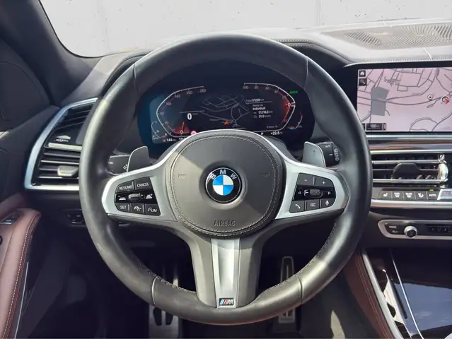 BMW X5 view 12