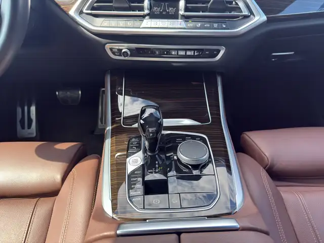 BMW X5 view 15