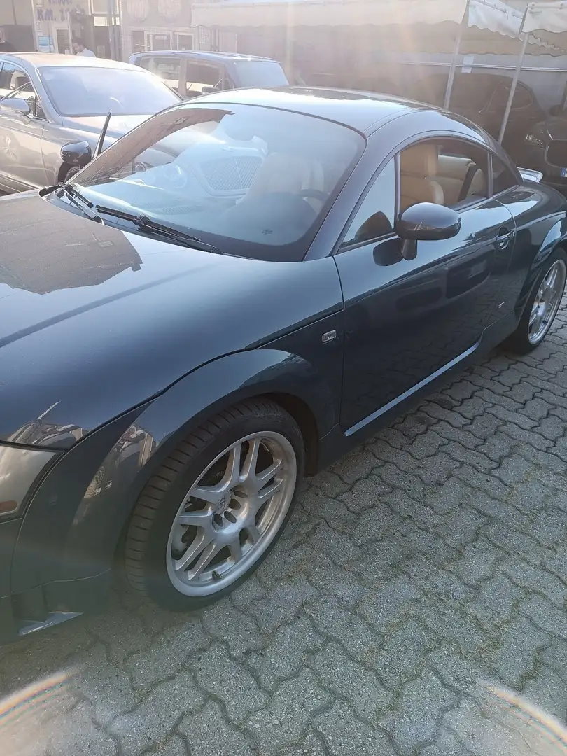 Audi TT 3.2 V6 quattro dsg - 2