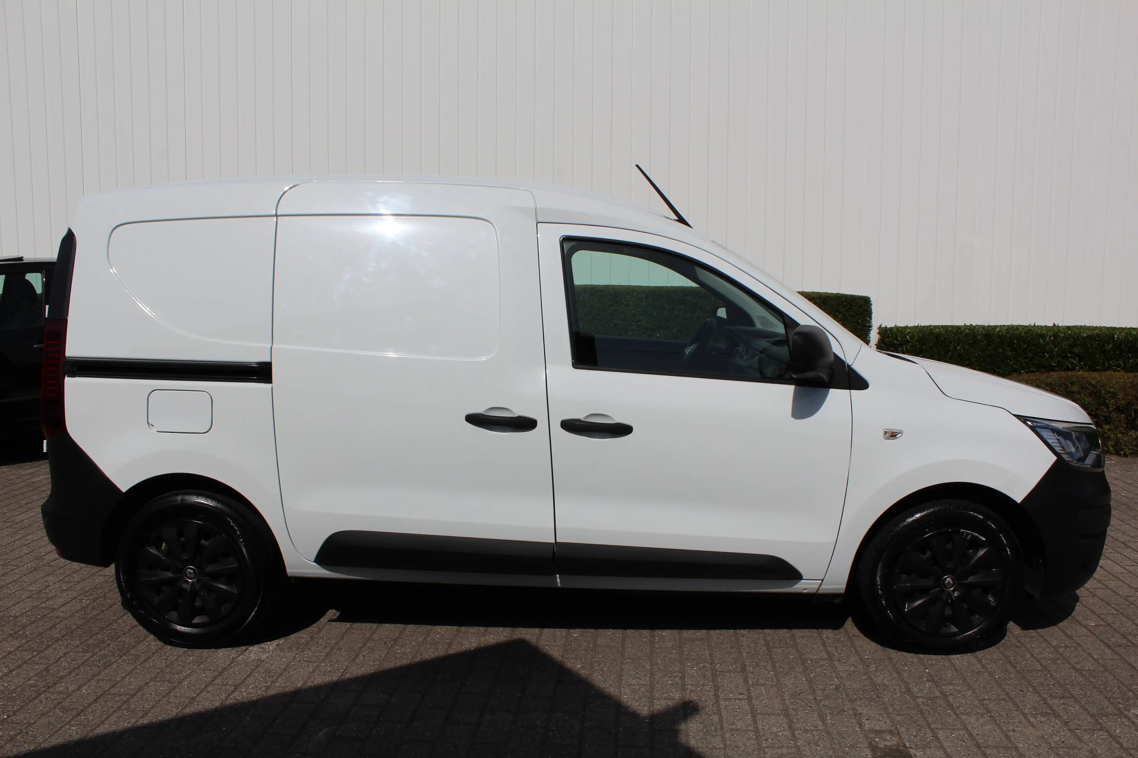Renault Express 1.5 Blue dCi Confort S/S (EU6d) — photo 9