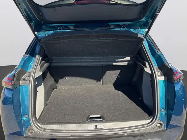 Peugeot E-2008 view 7