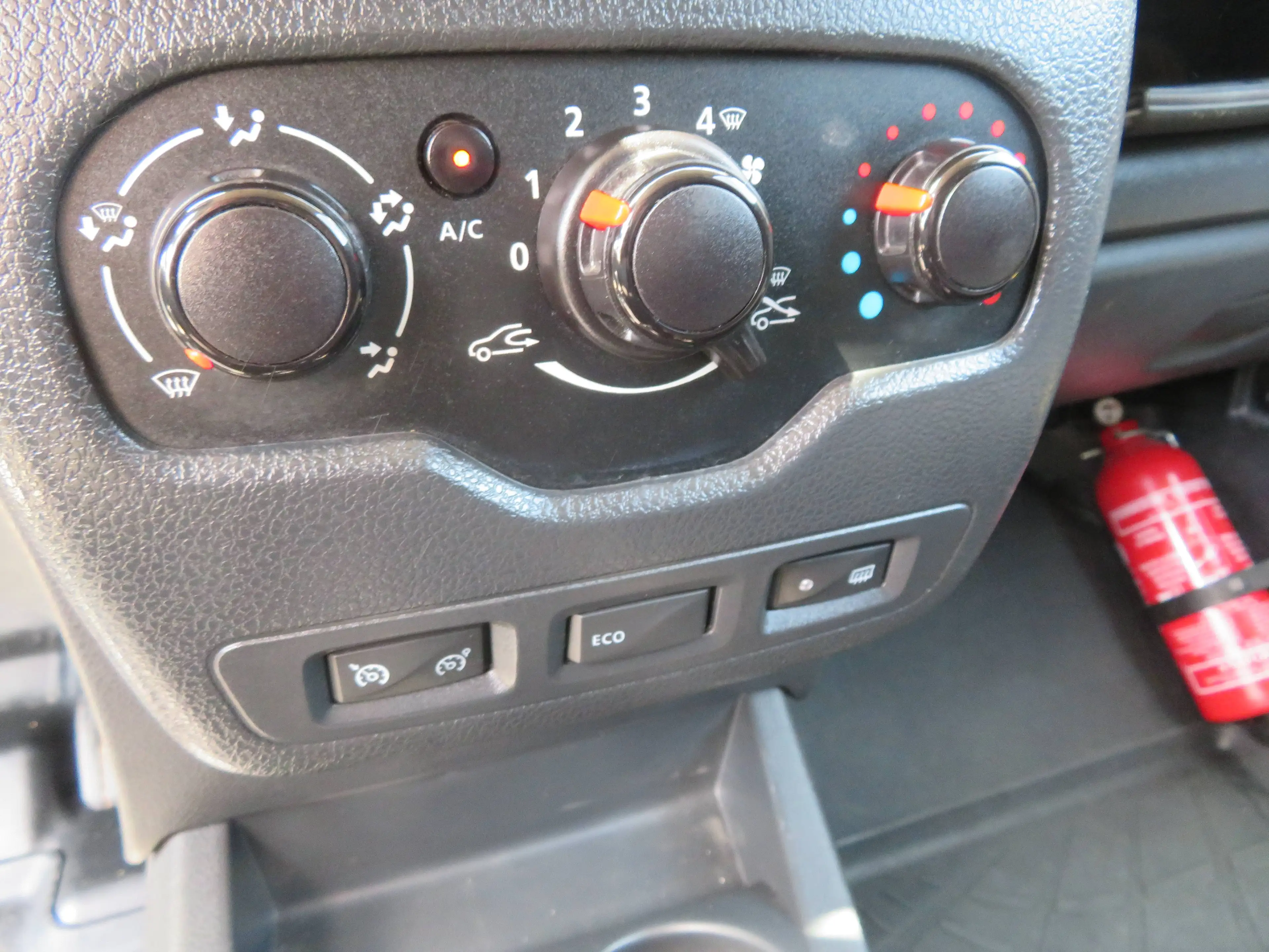 Dacia Dokker Dubbel schuifdeur - Ingericht — photo 13