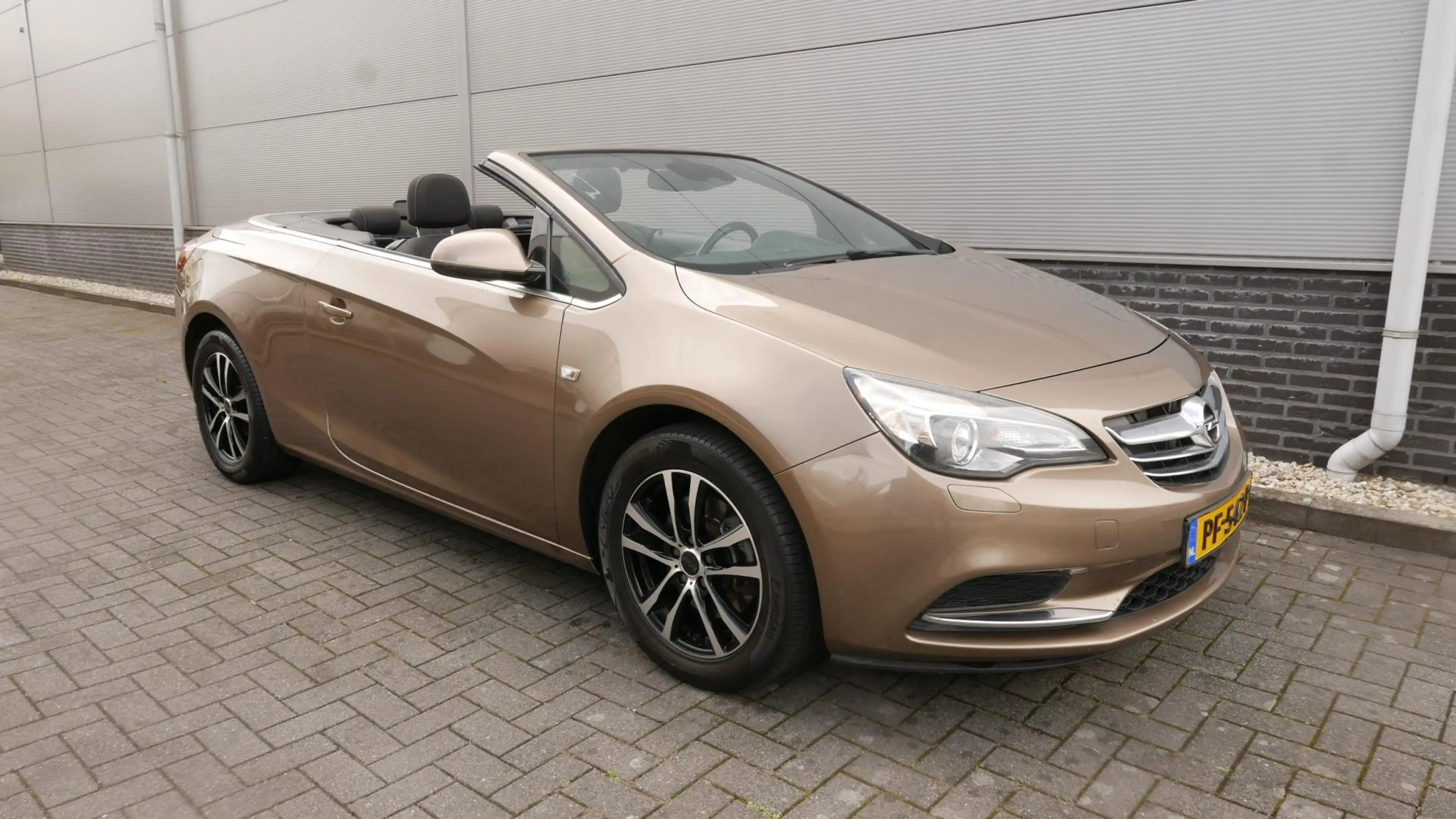 Opel Cascada 1.4 Turbo ecoFLEX Cosmo
