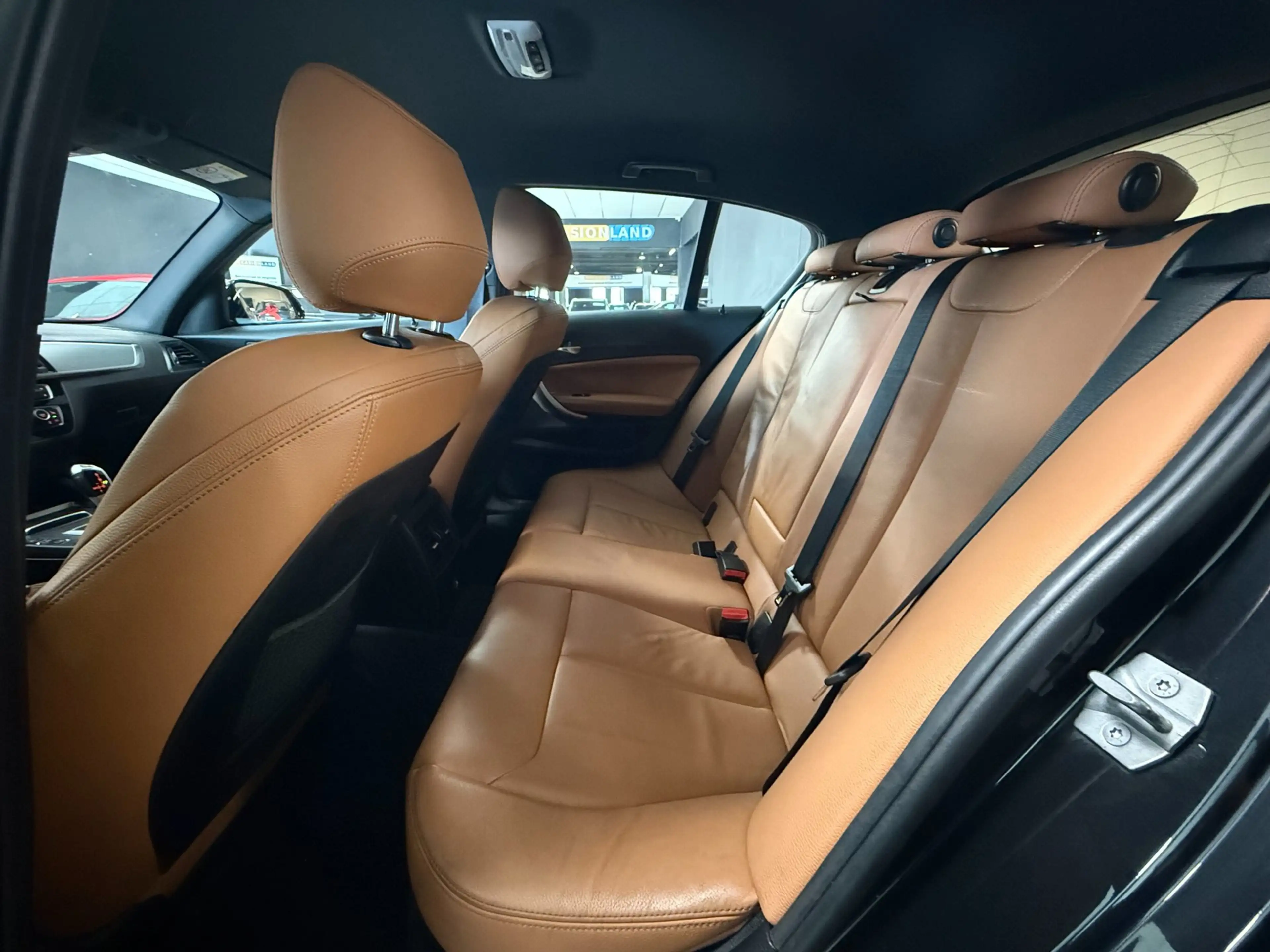 BMW 120 1-serie 120i Edition M Sport Shadow High Executive — photo 26