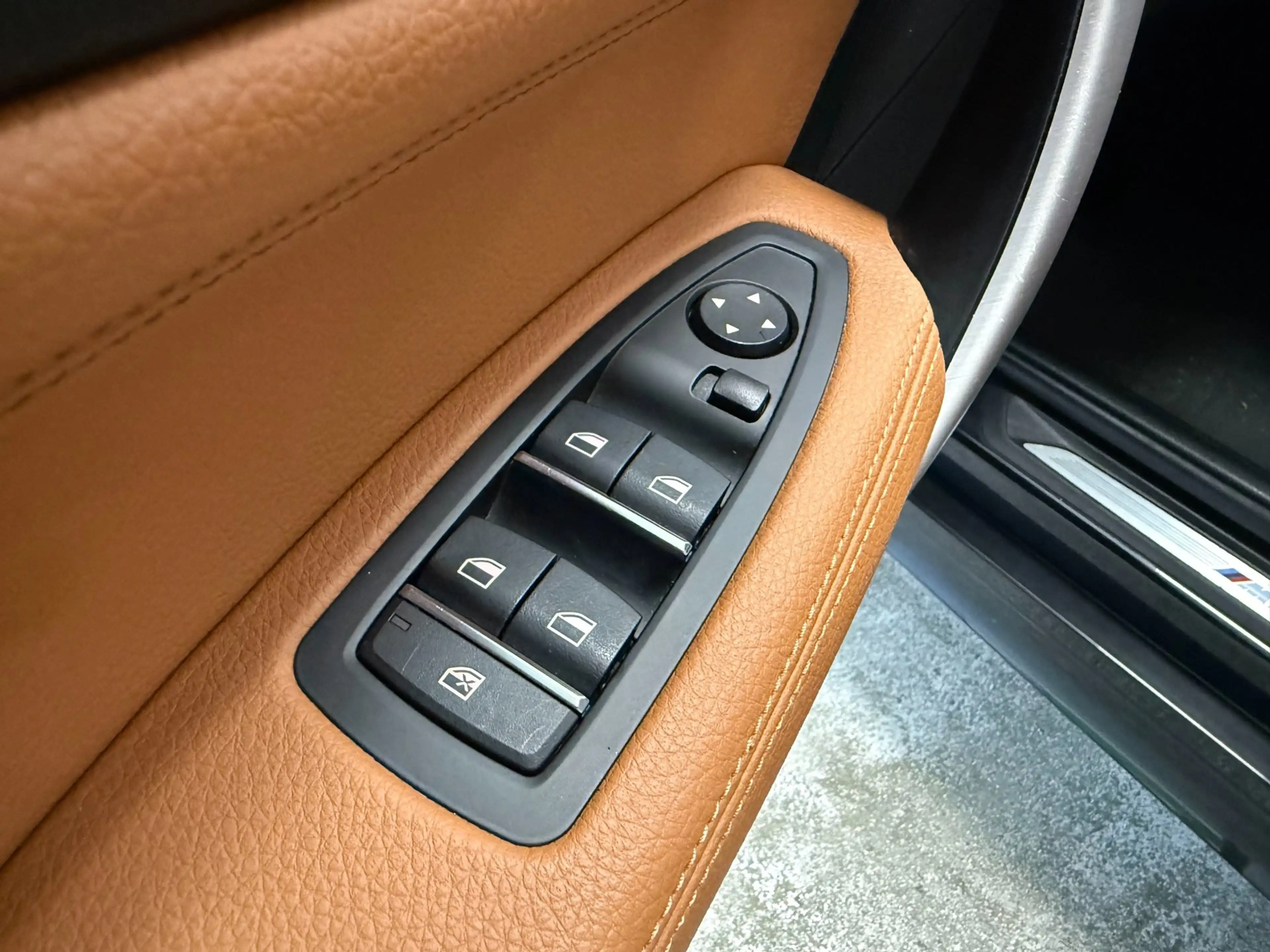 BMW 120 1-serie 120i Edition M Sport Shadow High Executive — photo 21
