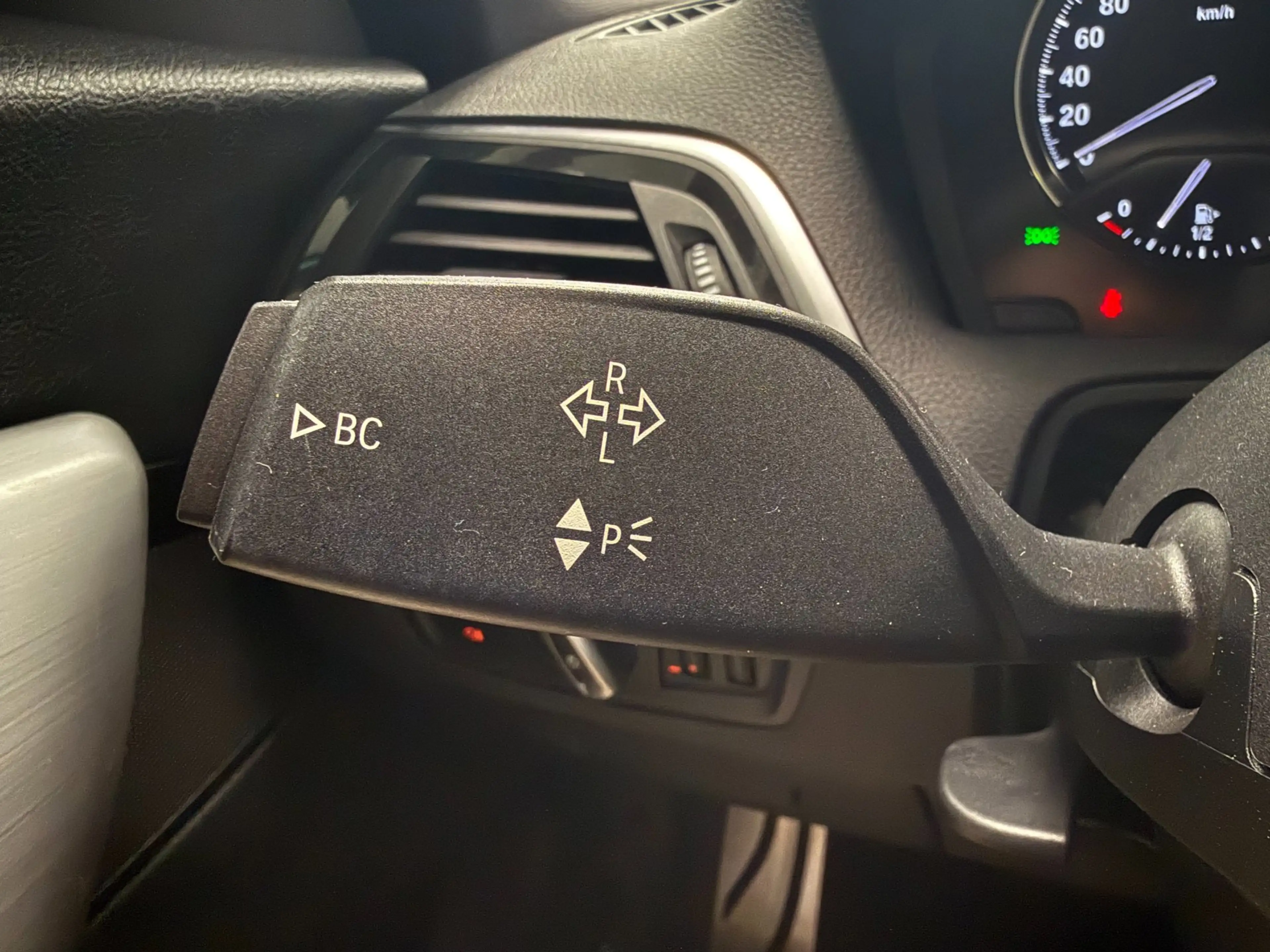 BMW 120 1-serie 120i Edition M Sport Shadow High Executive — photo 17