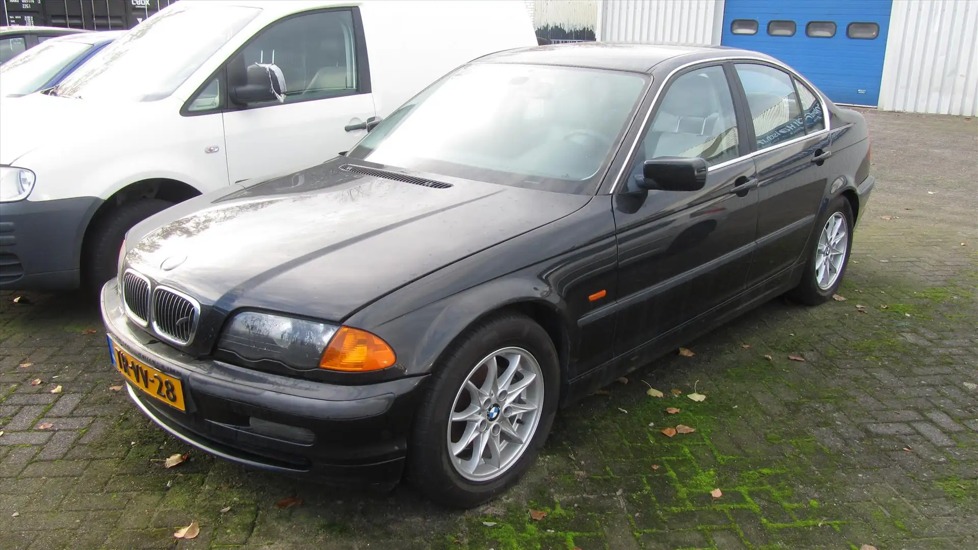 BMW 320 3-Serie (e90) 2.0 I AUT VERNSELLINGSBAK DEFECT Zwart - 2