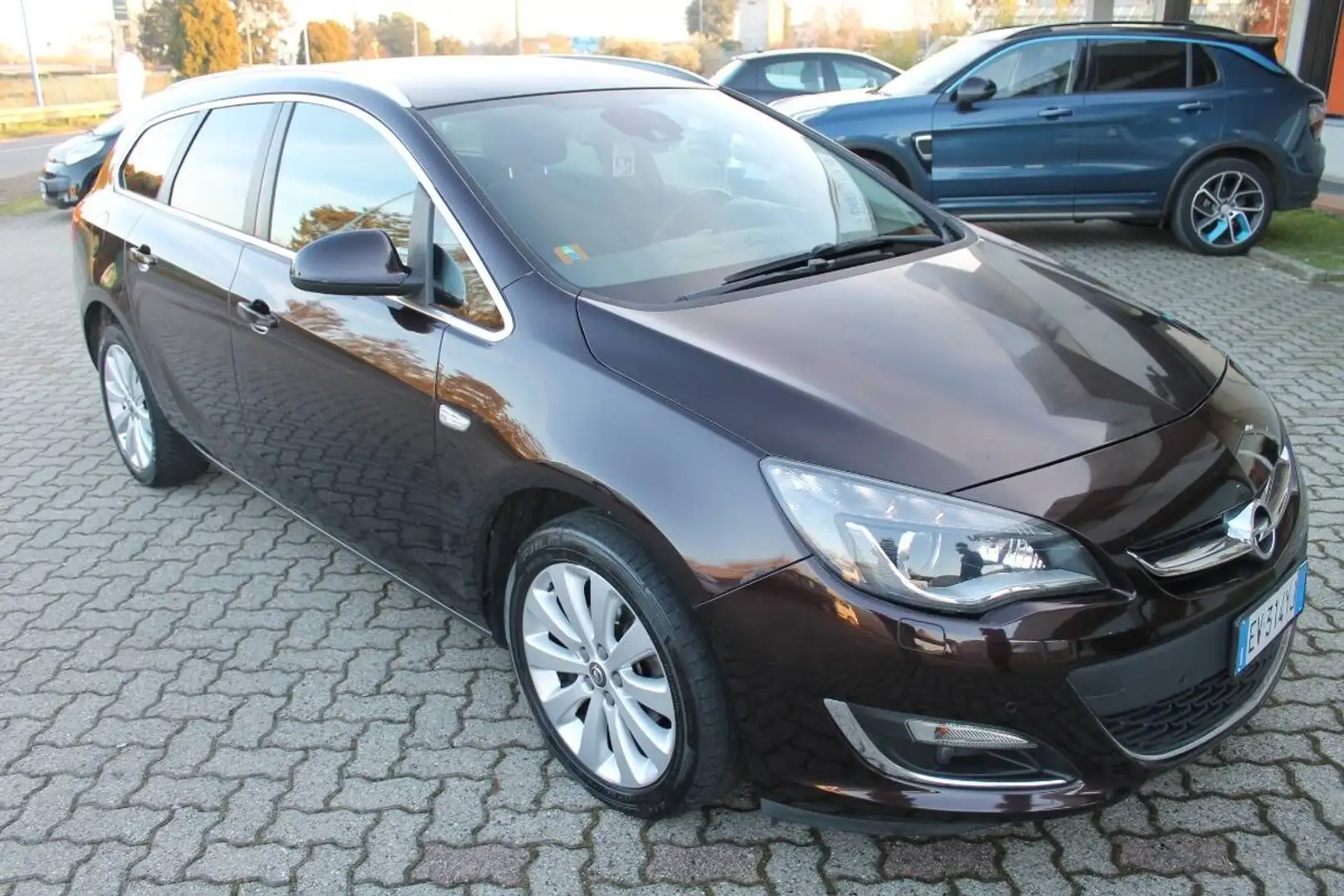 Opel Astra 1.4 t Cosmo Gpl Tech 140cv Rood - 2