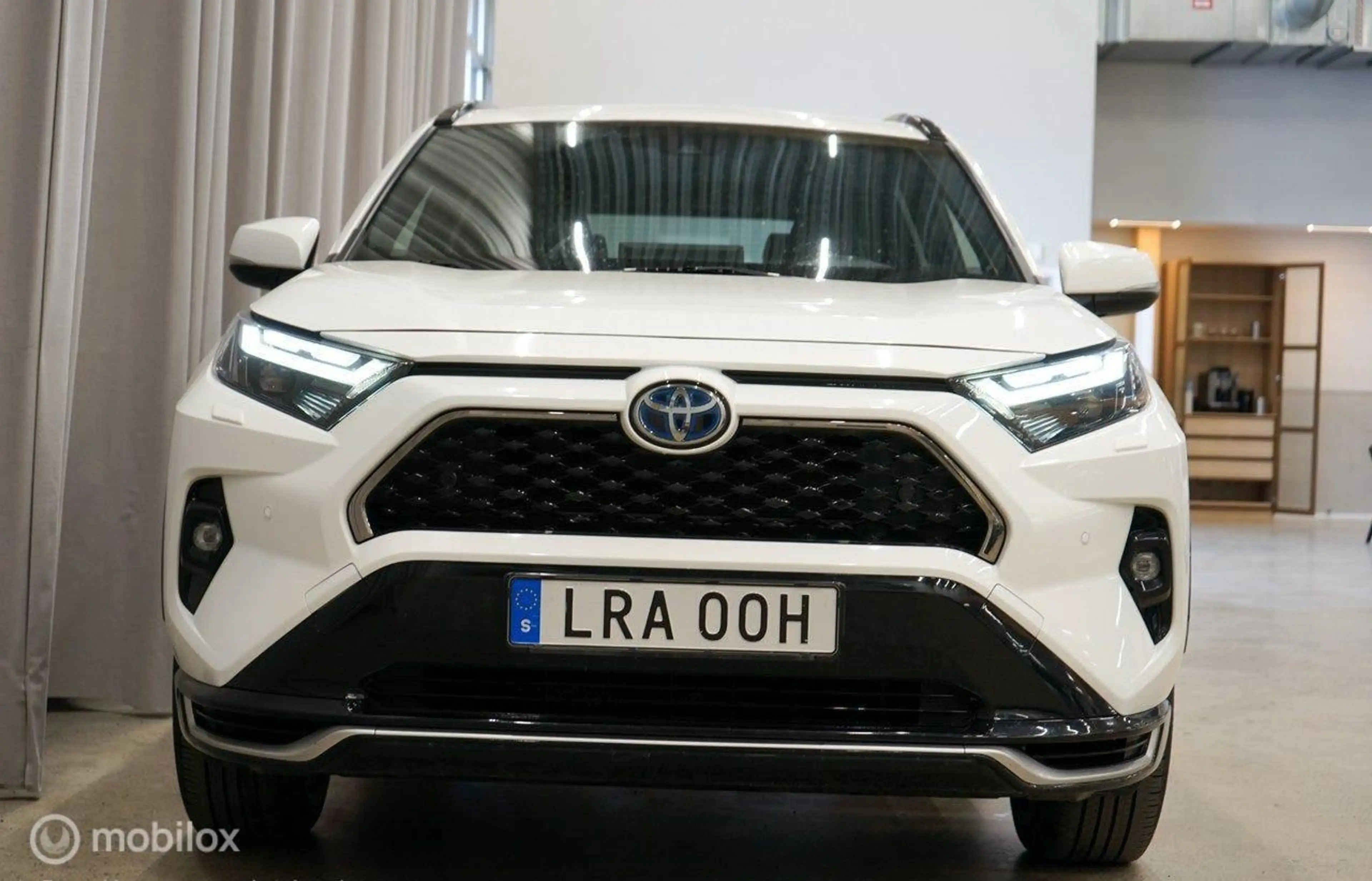 Toyota RAV 4 2.5 Plug-in Hybrid AWD Style, trekhaak — photo 4