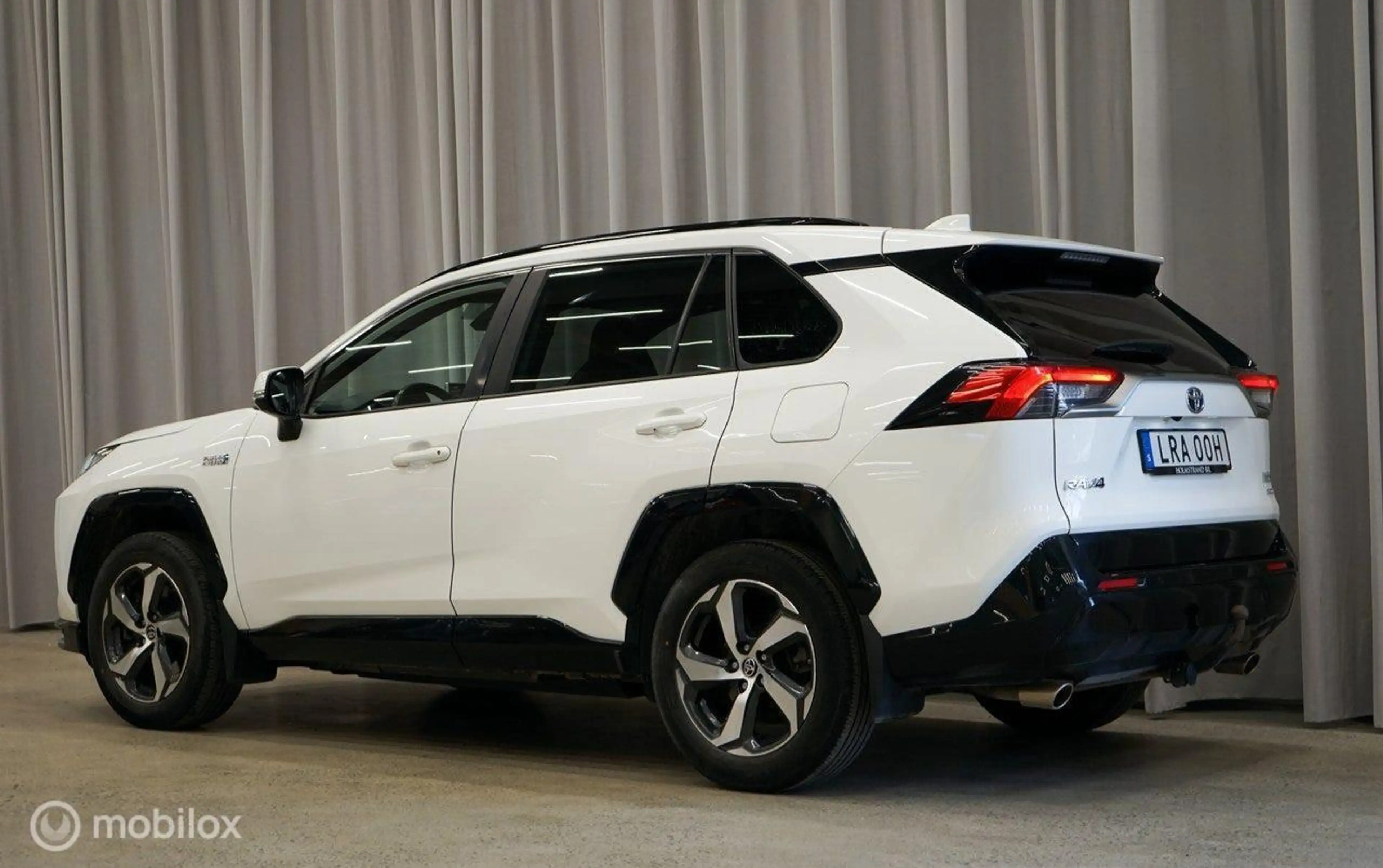 Toyota RAV 4 2.5 Plug-in Hybrid AWD Style, trekhaak — photo 3