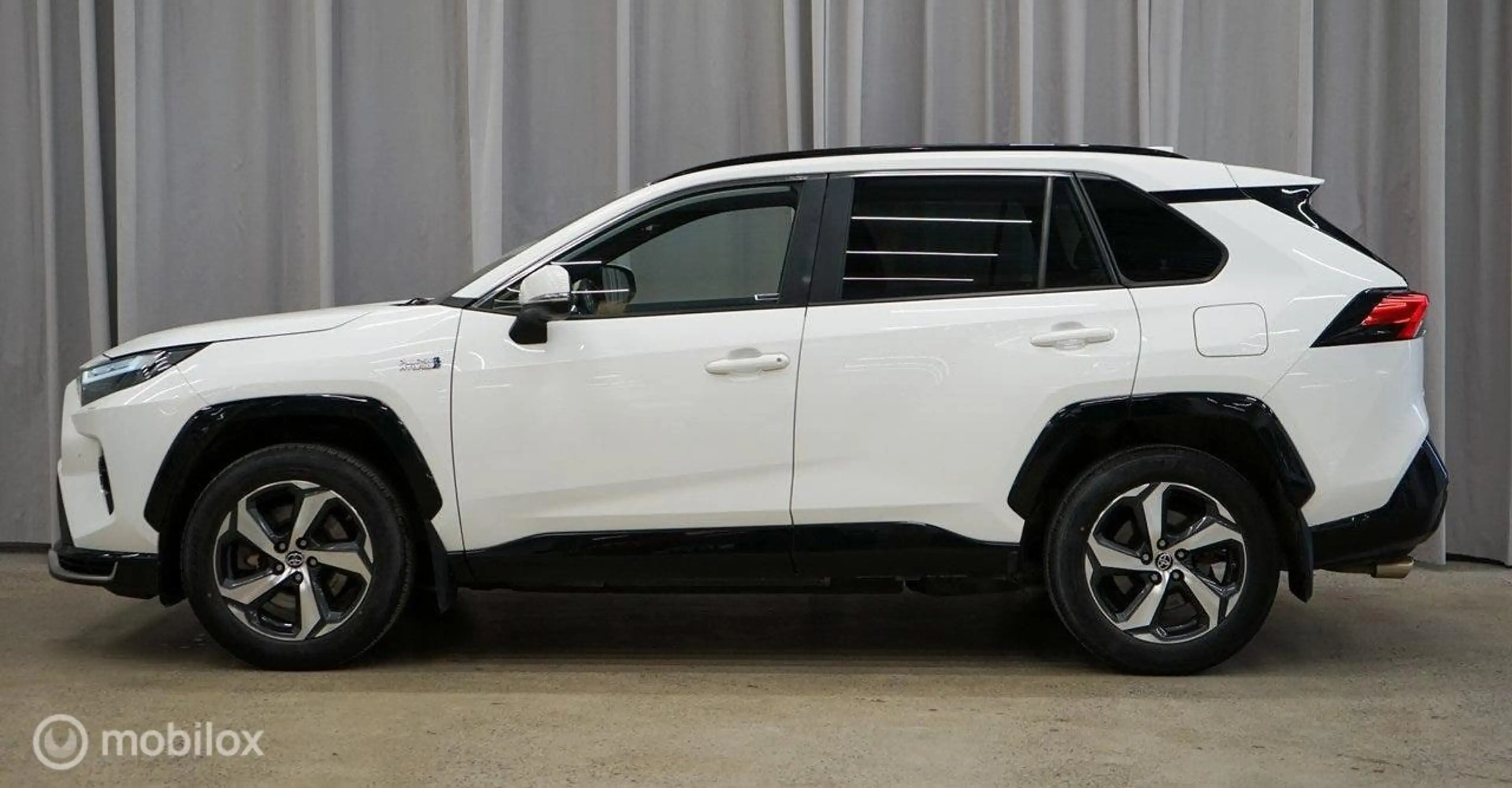 Toyota RAV 4 2.5 Plug-in Hybrid AWD Style, trekhaak — photo 5