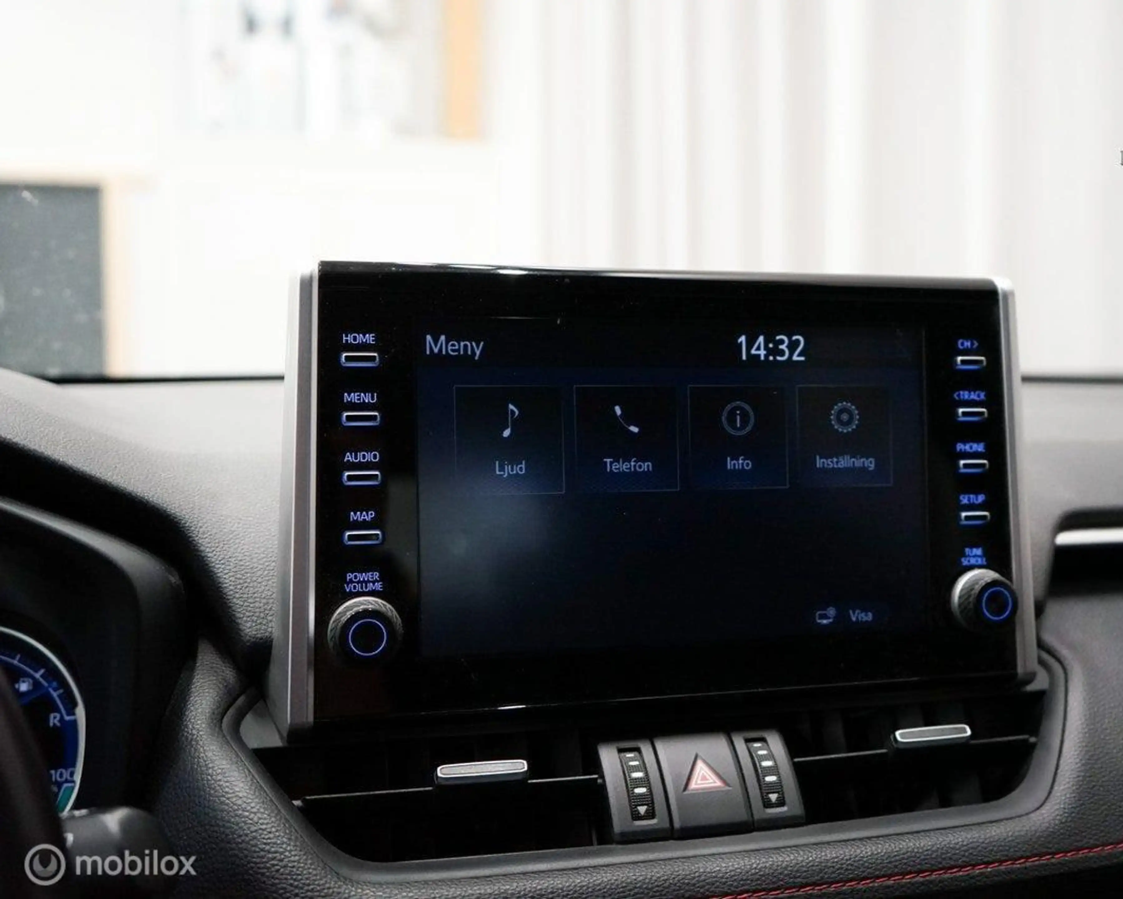 Toyota RAV 4 2.5 Plug-in Hybrid AWD Style, trekhaak — photo 15