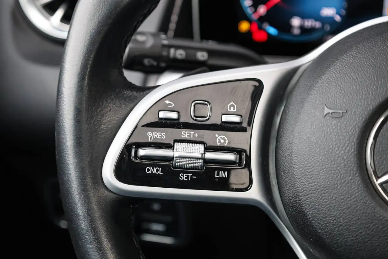 Mercedes-Benz GLB 200 d Business Solution PANOROOF, миниатюра 28