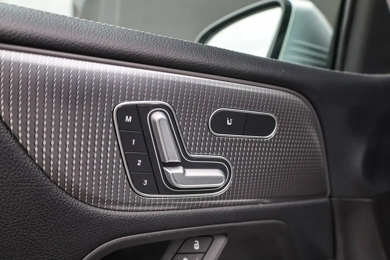 Mercedes-Benz GLB 200 d Business Solution PANOROOF, миниатюра 14