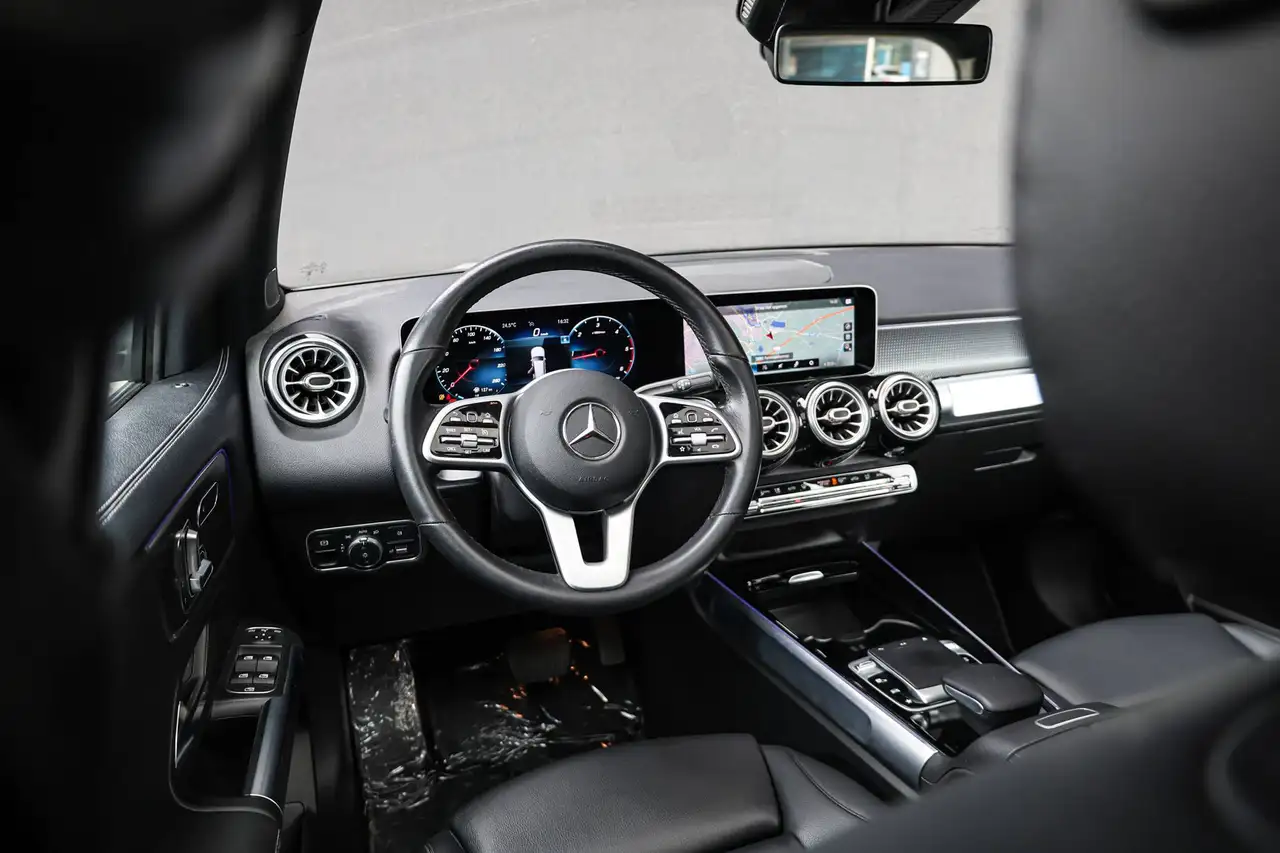 Mercedes-Benz GLB 200 d Business Solution PANOROOF, миниатюра 17