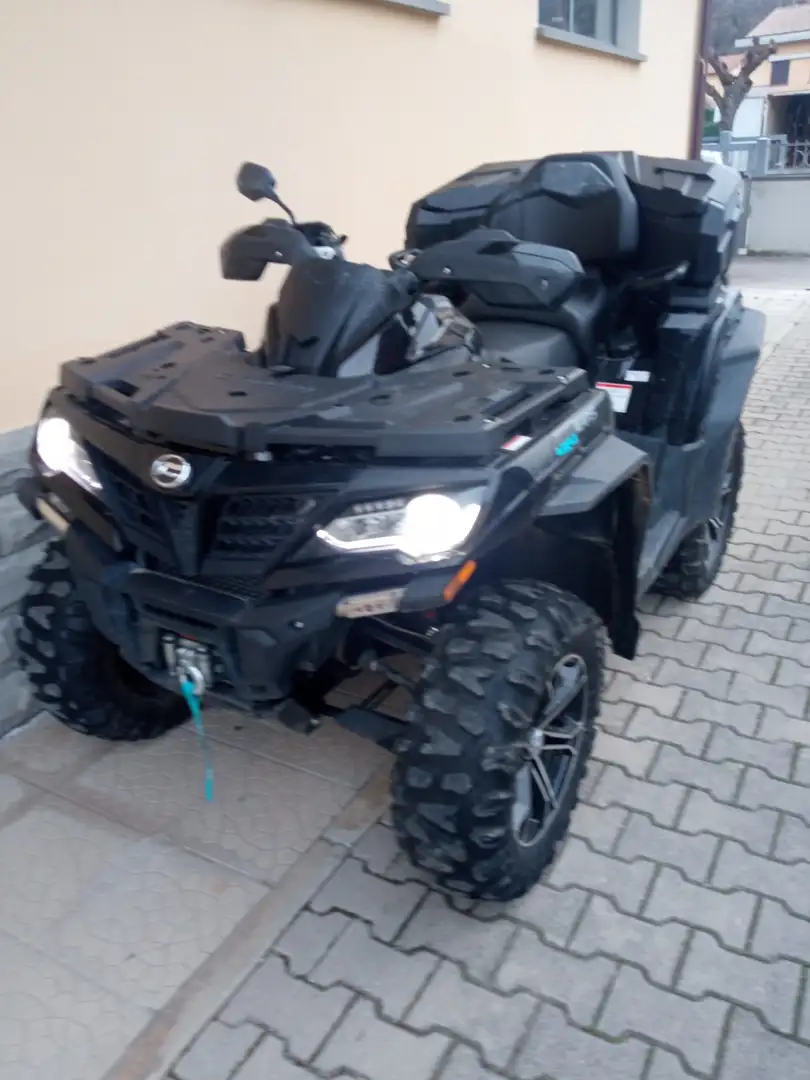 CFMOTO CForce 850 Černá - 2
