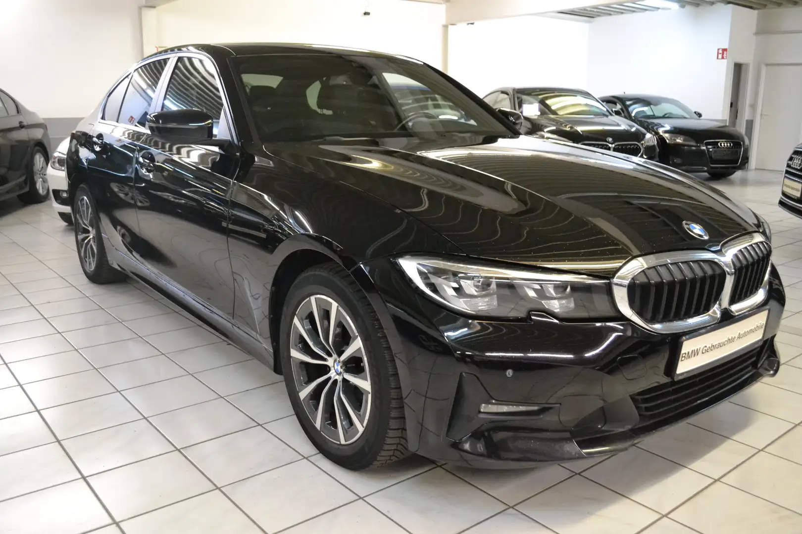 BMW 318 DA G20 MILD*HARMAN/KARDON*LED*T-LEDER*NAVI* Чорний - 2