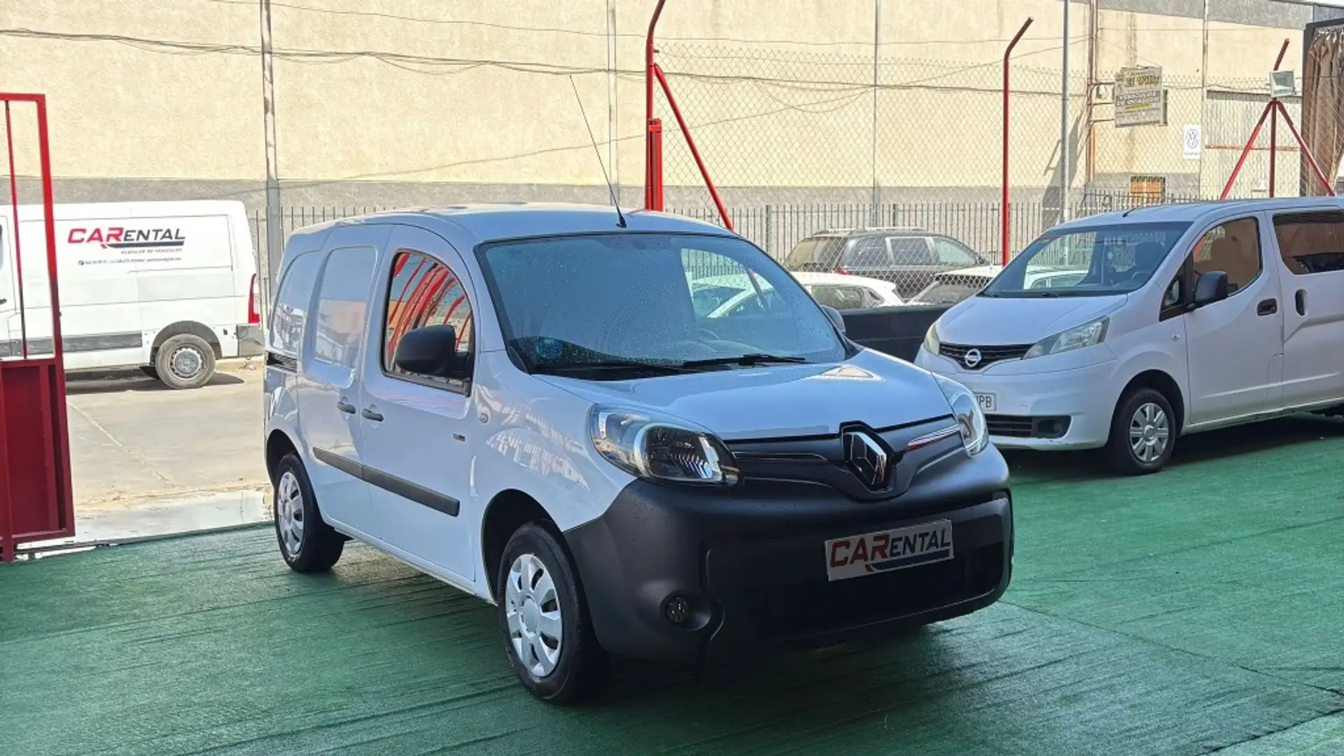 Renault Kangoo Z.E. Furgón Blanco - 2