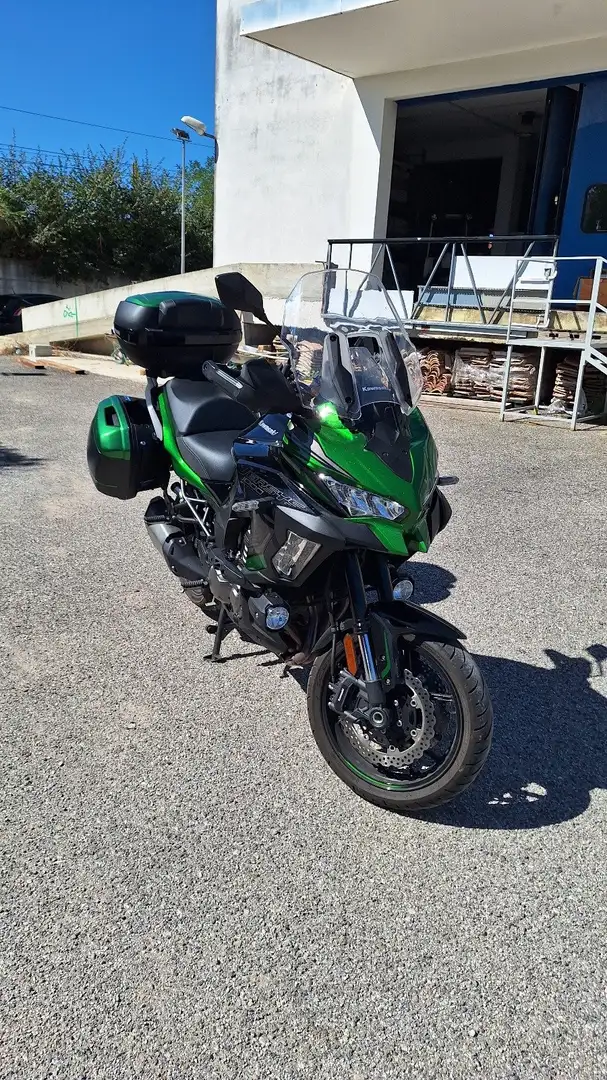 Kawasaki Versys 1000 S GRAND TOURER Fekete - 2