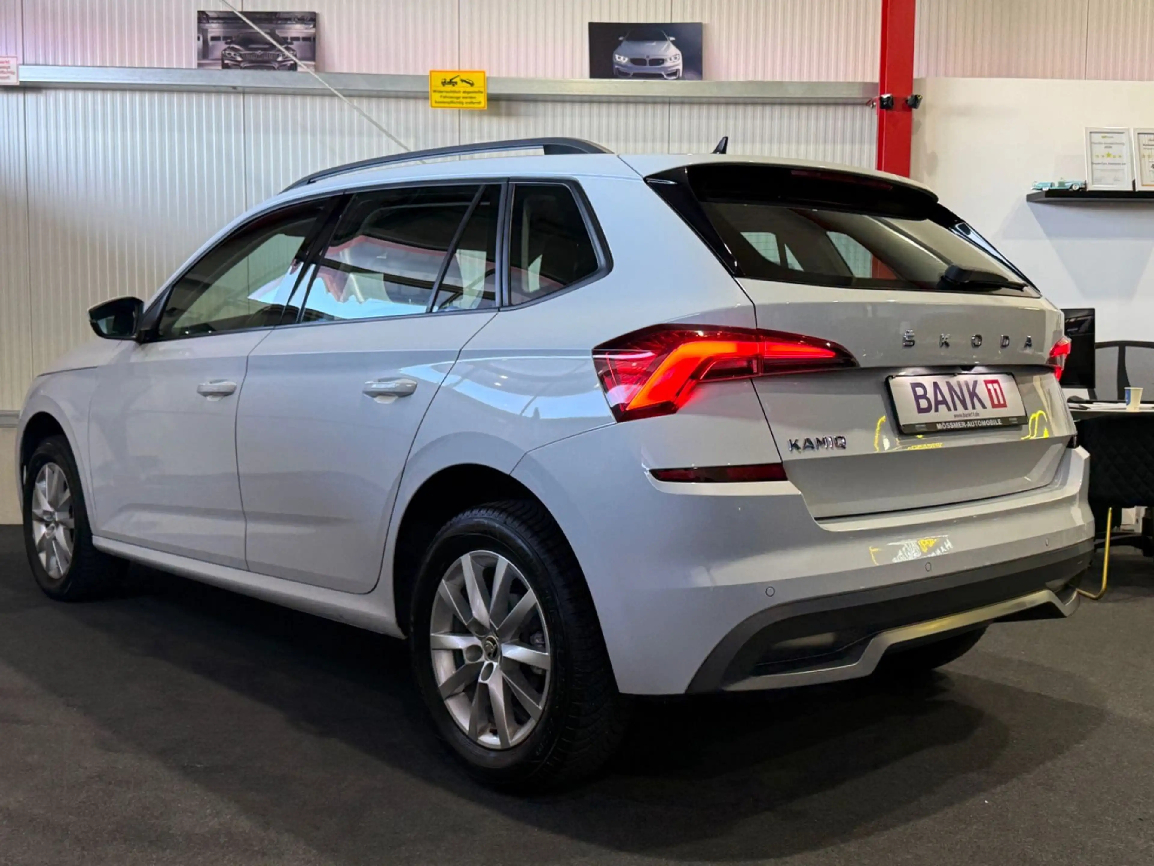 Skoda Kamiq Ambition*KAMERA*AHK*TEMP*ALLWETTER*CARPLAY — photo 4