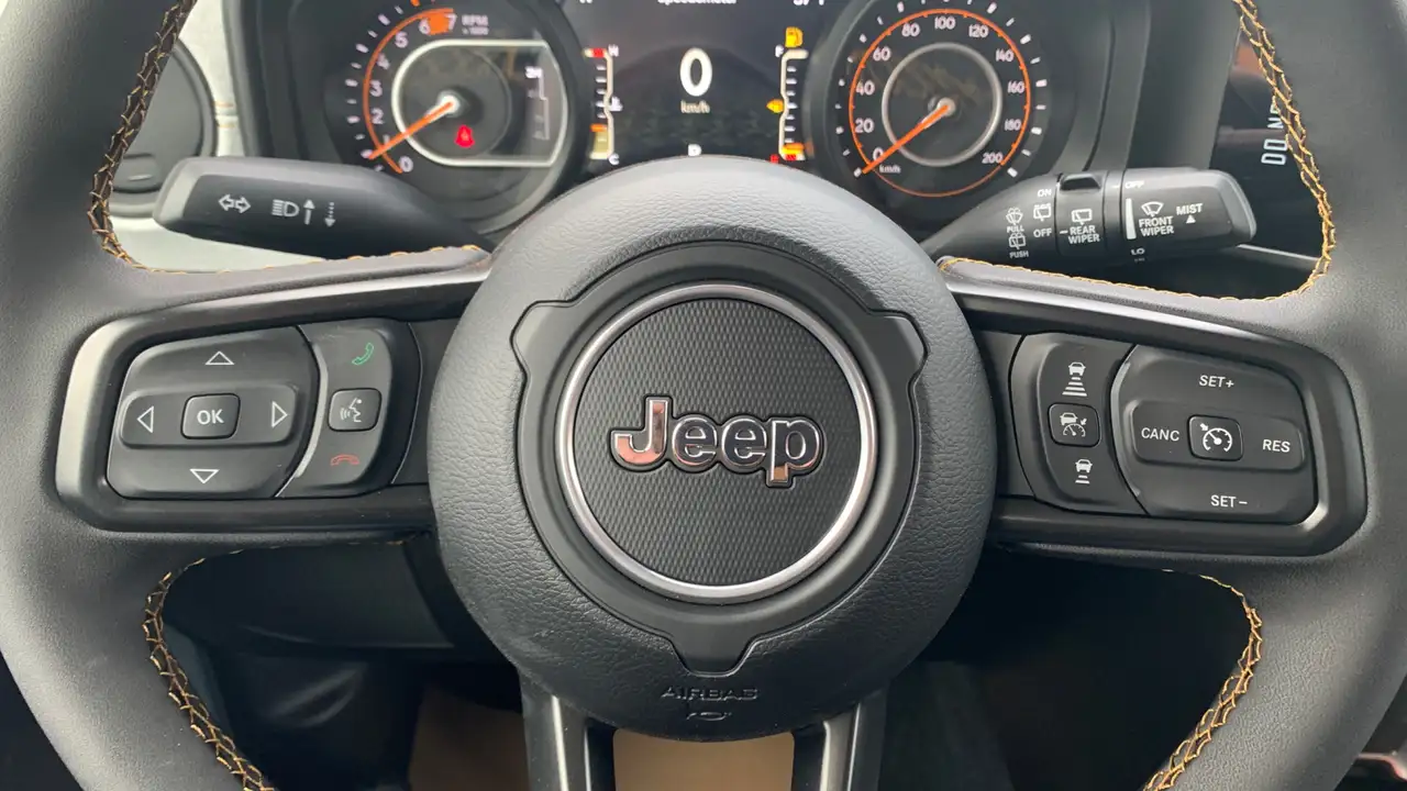 Jeep Wrangler снимка Jeep Wrangler