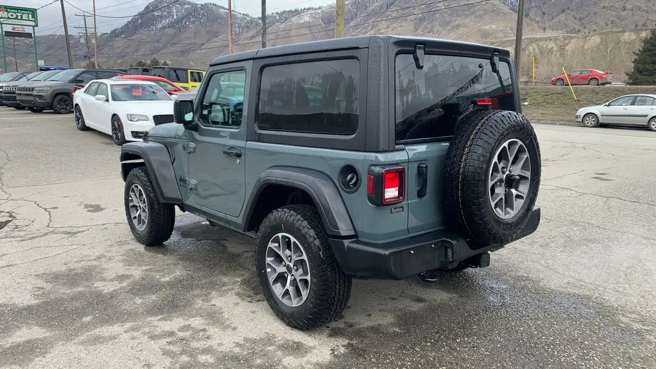 Jeep Wrangler снимка Jeep Wrangler