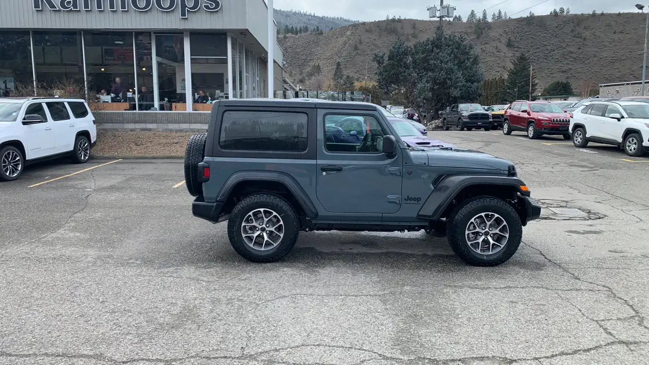 Jeep Wrangler снимка Jeep Wrangler