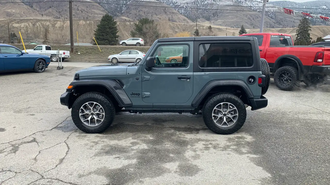 Jeep Wrangler снимка Jeep Wrangler