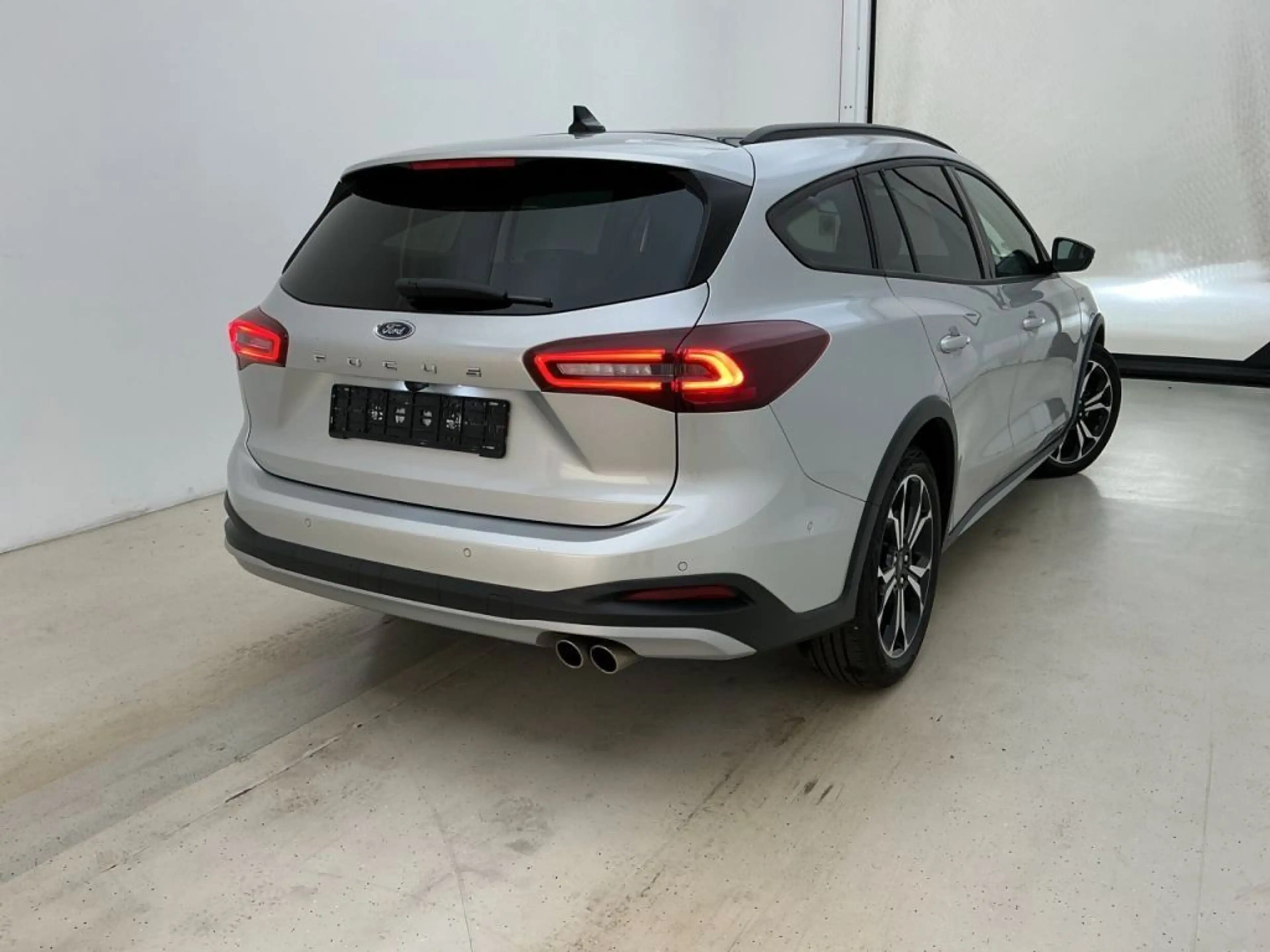 Ford Focus Turnier 1.0 Hybrid Aut ACTIVE X |ErgoSitz| — photo 3