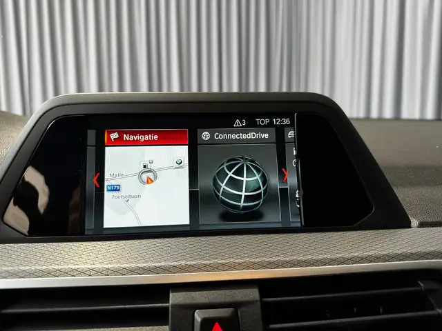 BMW X4 view 15