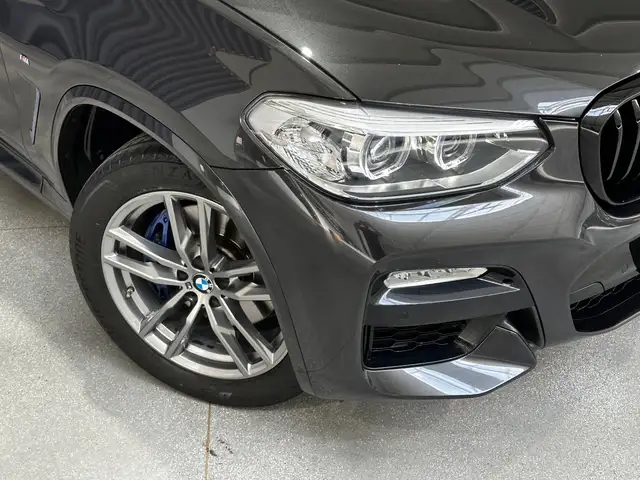 BMW X4 view 7