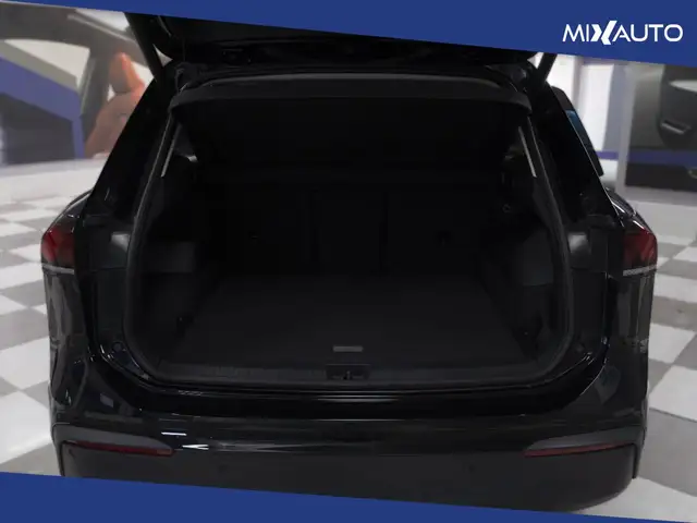 Volkswagen Tiguan view 7